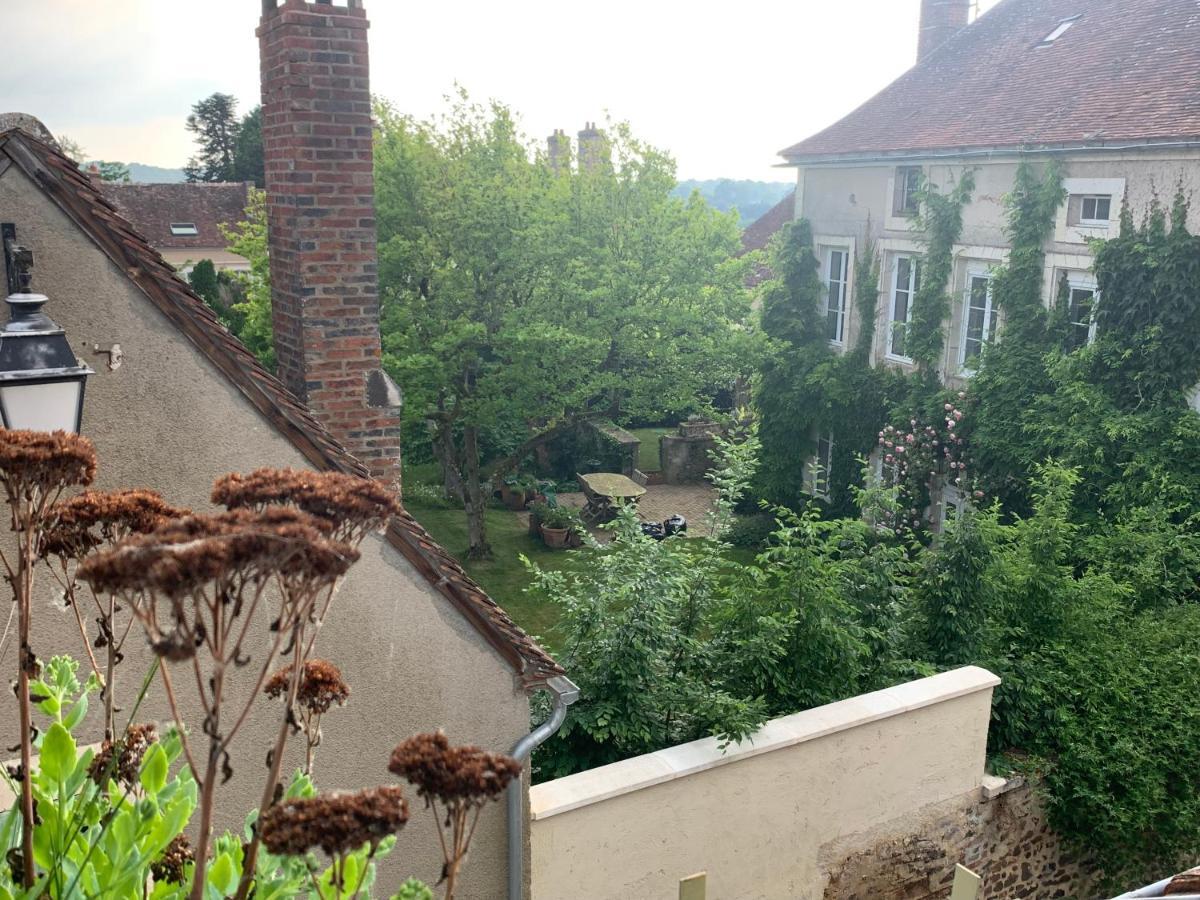 Le Nid Perche Bed & Breakfast Saint-Sauveur-en-Puisaye Dış mekan fotoğraf